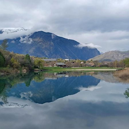 Villargondran, Les Magnifiques Cols De Maurienne Garage Motos, Velos Ruang foto