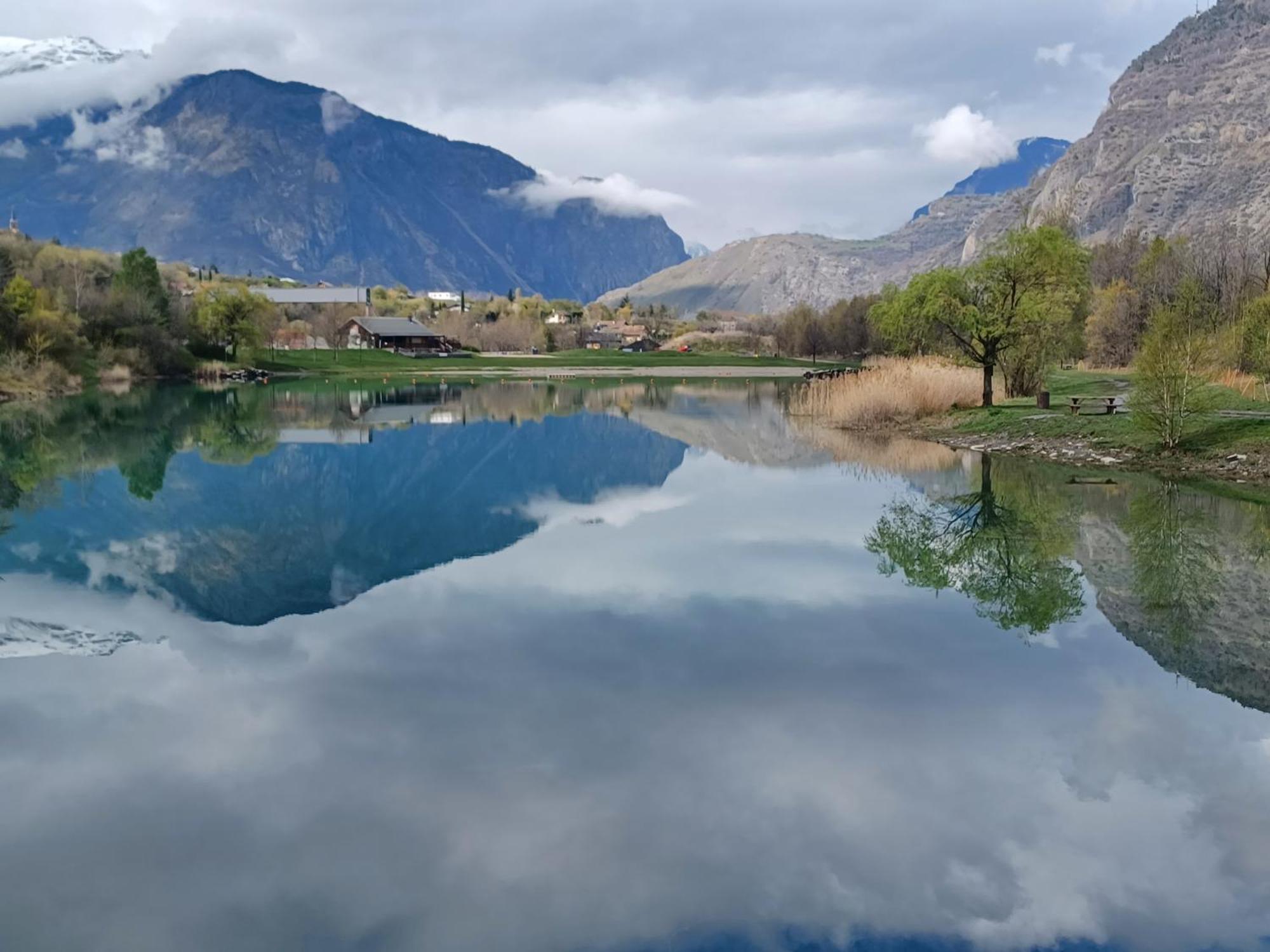 Villargondran, Les Magnifiques Cols De Maurienne Garage Motos, Velos Ruang foto